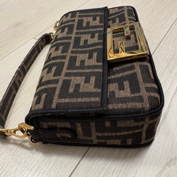Fendi Baguette Mini Fabric Brown - Picture 6 of 11
